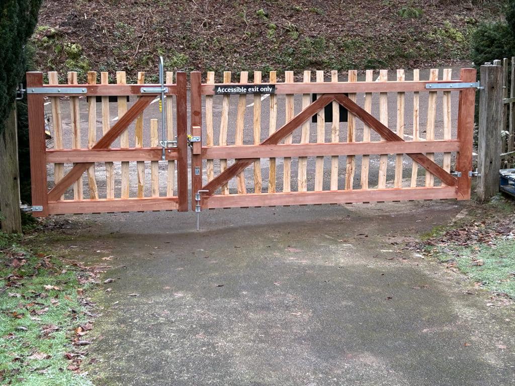 3rd Class Gates Gates - Three Piece Joinery